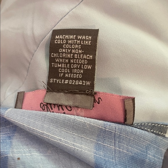 Olivia & Martin Blue and Olive Green Tie Waist Plus Size Top - Size 2X - Picture 7 of 7